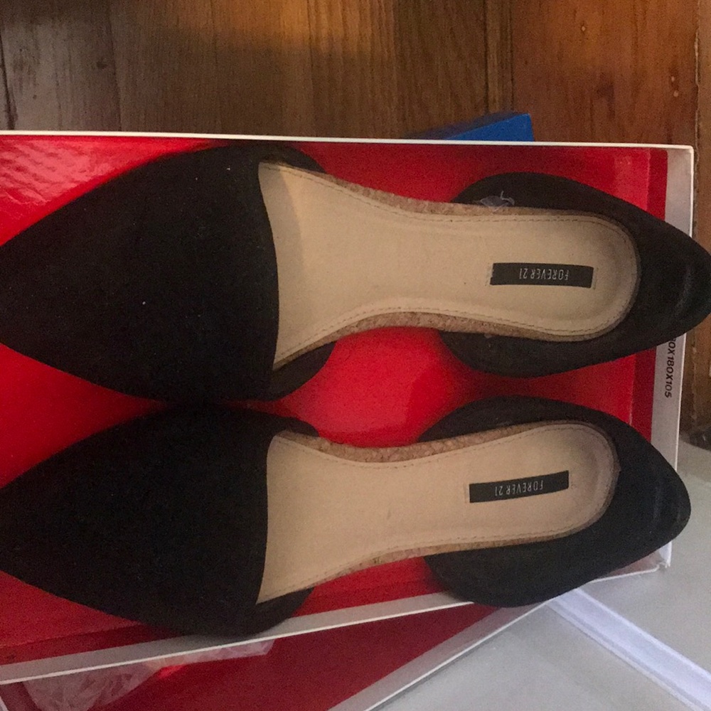 F21 black flats